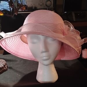 Chic Pink Women's Wide-Brim Hat